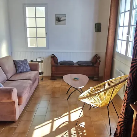 Maison Lumineuse Pour 6, A 700m, Jardin Spacieux - Fr-1-194-346 度假居